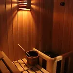 夫鲁斯达克里温克尔酒店 3*